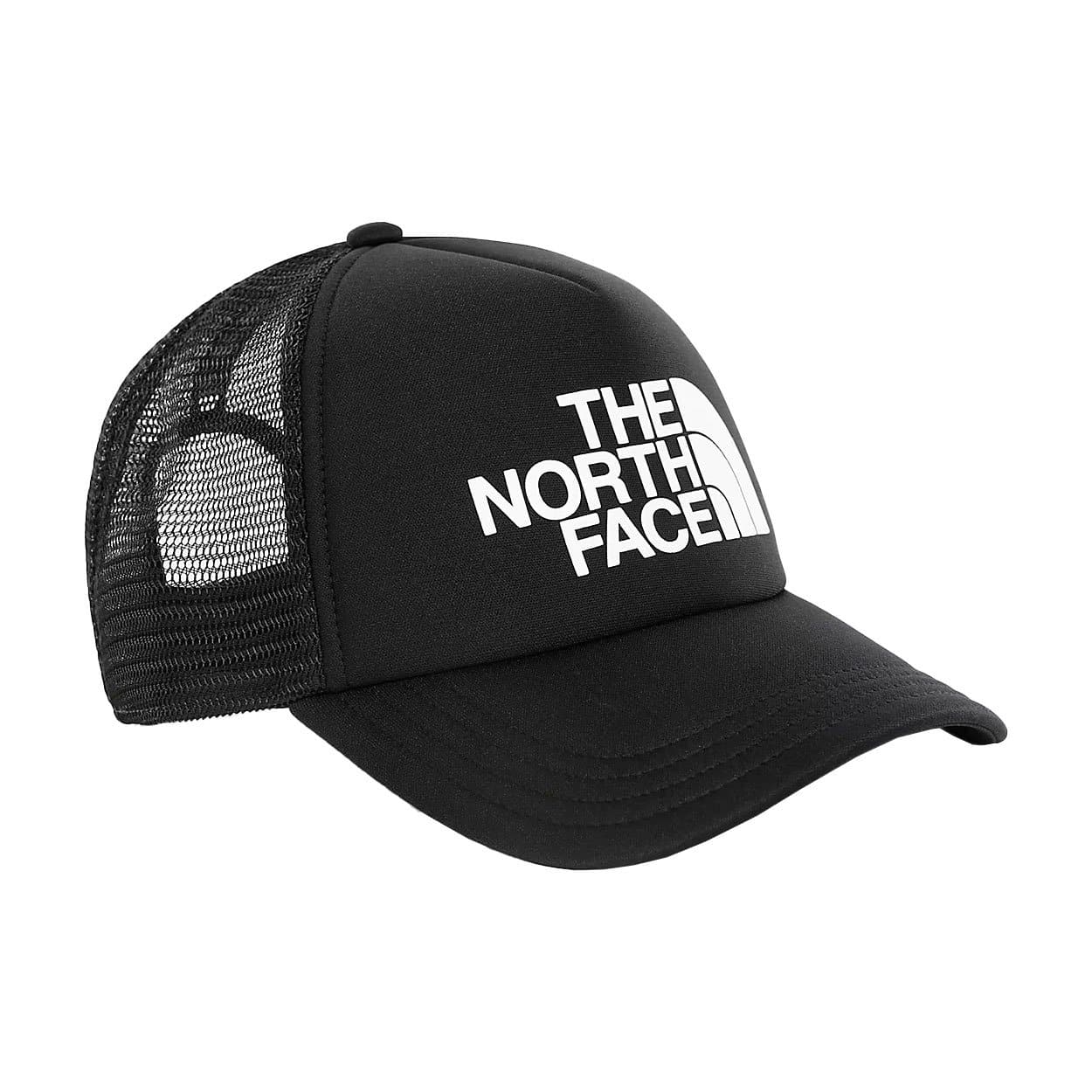 The North Face Logo Trucker Cap em TNF Black. Foto de 3/4 de frente.