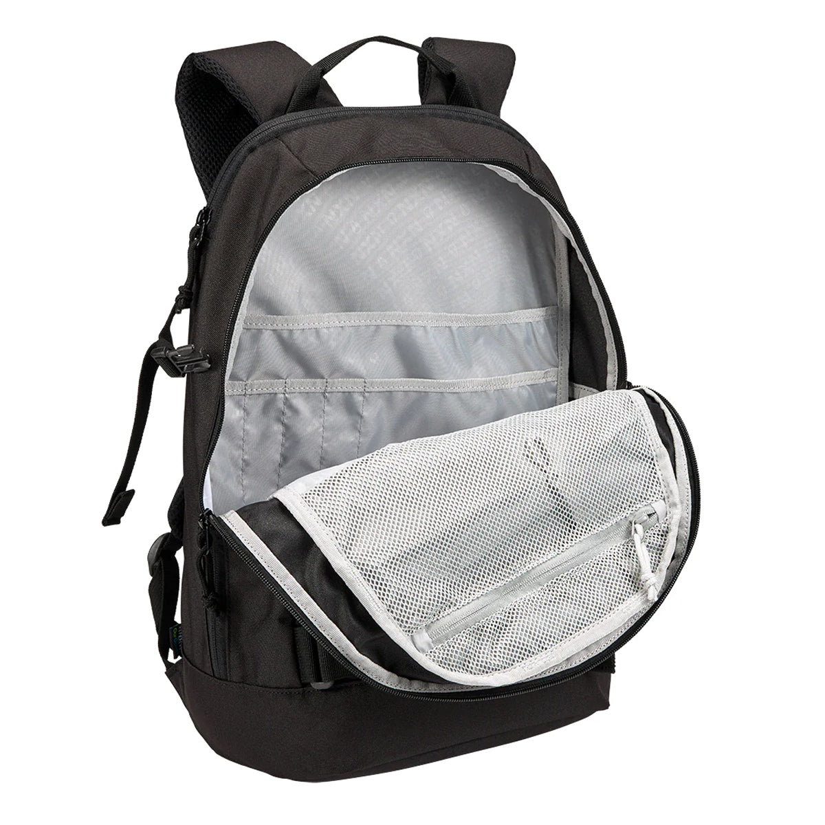 Nixon Gamma Backpack Repreve Black. Foto da parte da frente com bolsa de carga aberta.