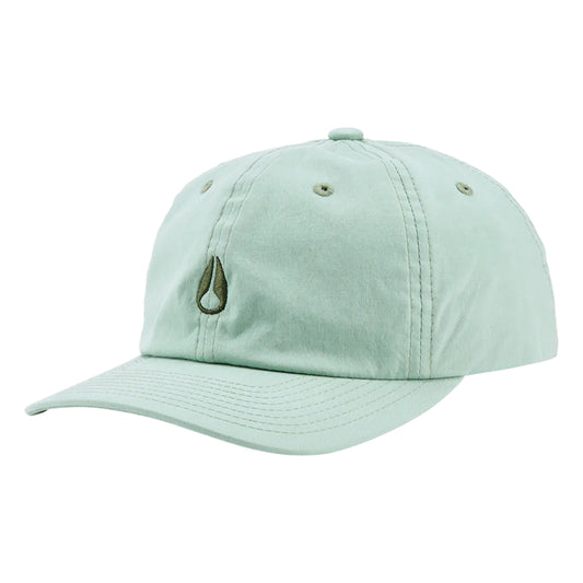 Nixon Agent Strapback Hat Sage. Foto da parte da frente a 3/4.