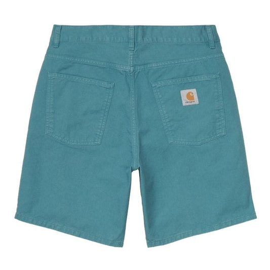 Carhartt WIP Newel Short em Hydro. Foto de costas.